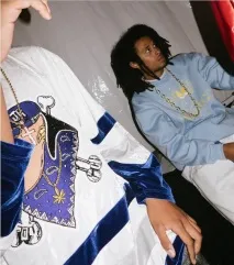 Репер Snoop Dogg та Joyrich випустили спільну колекцію одягу snoop