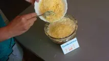 Як приготувати салат з баклажанів з помідорами і часником. салат