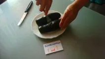 Як приготувати салат з баклажанів з помідорами і часником. салат