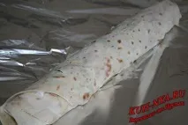 Рулет з лаваша з тунцем - Збірник кулінарних рецептів лаваша