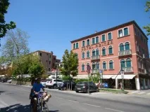 Самостійно на Венеціанський міський пляж – на острів Лідо у липні 2012 року. пляж
