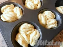 Солодкі булочки з дріжджового тіста - 20 покрокових фото. дріжджового