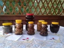 Спиртова настойка прополісу 10-20-процентний. настойка