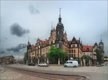 Театральна площа у місті Дрезден (Німеччина) - фото та огляд театральна
