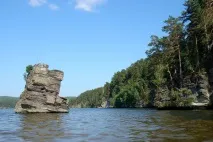 Туристичні місця Челябінської області – озеро Іткуль та шайтан-камінь. іткуль