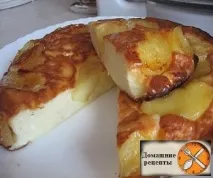 Сирно-яблучна запіканка ложки