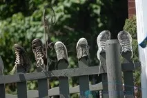 Відновлюємо ворс на замшевому взутті Правила носіння та чищення замшевого взуття - відповіді та поради ворс