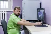 философия извършва помощта