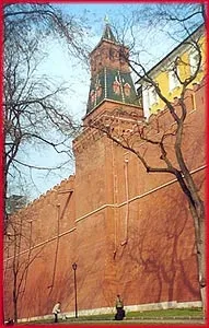 построена през подвижен мост