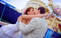 Що дарують на весілля нареченому з нареченою весілля