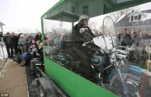 небето моторист