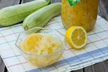 тиквички ананаси