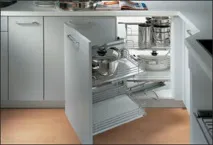 Як максимально використовувати простір на маленькій кухні використовувати