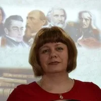 Конспект та презентація «Думка сімейна в романі-епопеї Л конспект