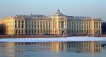 Класицизм в архітектурі України Будівля