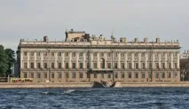 Класицизм в архітектурі України архітектурі