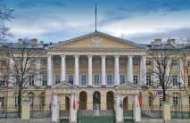 Класицизм в архітектурі України класицизму