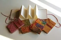 книжка собствените декоративна хартия