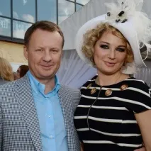 Культура & ШоуБіз Чи повернеться Марія Максакова до України після загибелі чоловіка PressFrom шоубіз