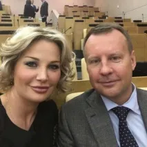 Культура & ШоуБіз Чи повернеться Марія Максакова до України після загибелі чоловіка PressFrom культура