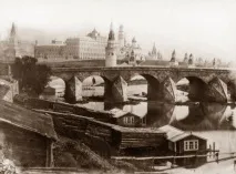болшевиките виждат