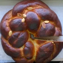 Великденска трапеза великденска