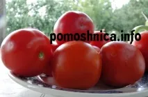 Помідори в яблучний сік на зиму соку