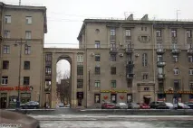 Подорож на машині з Москви до Пітера. москви