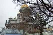 Подорож на машині з Москви до Пітера. москви