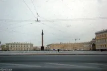 Подорож на машині з Москви до Пітера. машині