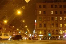 Подорож на машині з Москви до Пітера. машині
