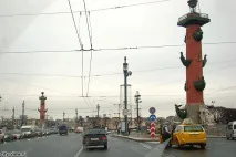 Подорож на машині з Москви до Пітера. машині