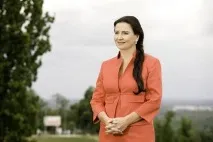 различни политически