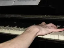 руки