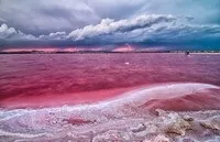 Найдивовижніше озеро найдивовижніше