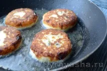 Сирники з рисом тародзинками - рецепт з фото покроково сирники