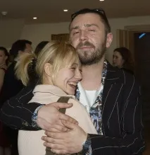 Шнур і Акіньшина, Блогер ksyunya на сайті 30 листопада 2011 року, СПЛІТНИК акіньшина