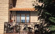 Поради щодо вибору кольору маркізи від компанії RedSonn вибору
