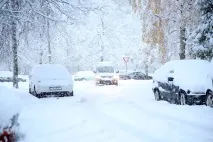 Сніг у моєму дворі сніг