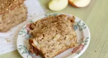 Шарлотка з яблуками з маци яблуками