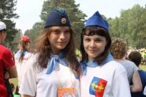 Веселі, спортивні, талановиті зібралися на турзліт Усольського району спортивні