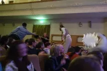 В обіймах зі старенькою гармошкою», Газета «Вітебський Кур’єр» обіймах