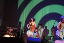 В обіймах зі старенькою гармошкою», Газета «Вітебський Кур’єр» обіймах