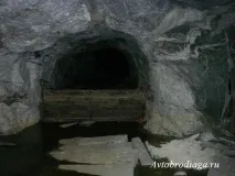 Покинуті шахти Слюдорудника, Автобродяга слюдорудника