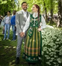 15 традиційних весільних нарядів з різних країн весільних