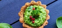 Авокадо - рецепти приготування соусу гуакамоле, салату з куркою та пасти для бутербродів. соусу