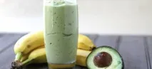 Авокадо - рецепти приготування соусу гуакамоле, салату з куркою та пасти для бутербродів. приготування