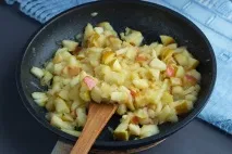 Соложник з яблуками - рецепт з покроковими фото рецепт