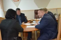 Зі зверненнями до сенатора - РІА ТОП68 топ68