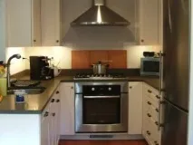 Фото дизайну маленьких кухонь кухонь